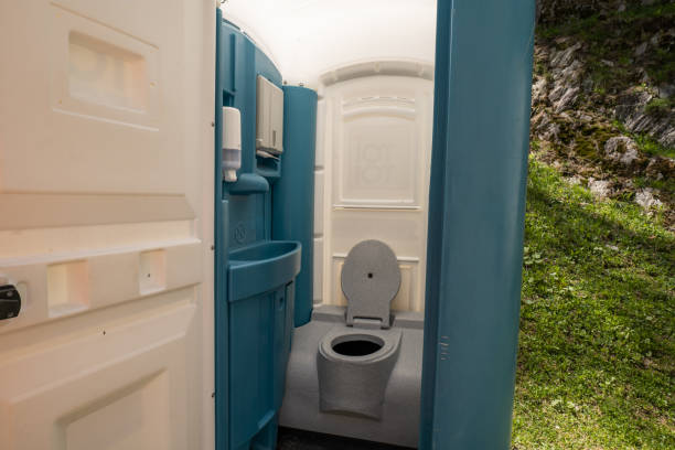Best Luxury portable toilet rental  in Towson, MD